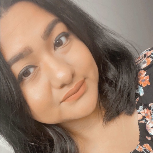 Meet the Posher Other - Meet your Posher, Myriam